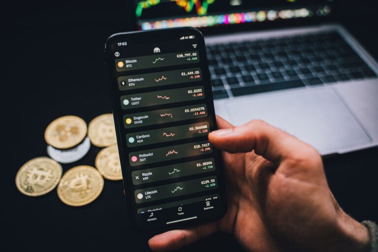 Best Crypto Exchanges for Beginners in 2026 (Fees Compared)