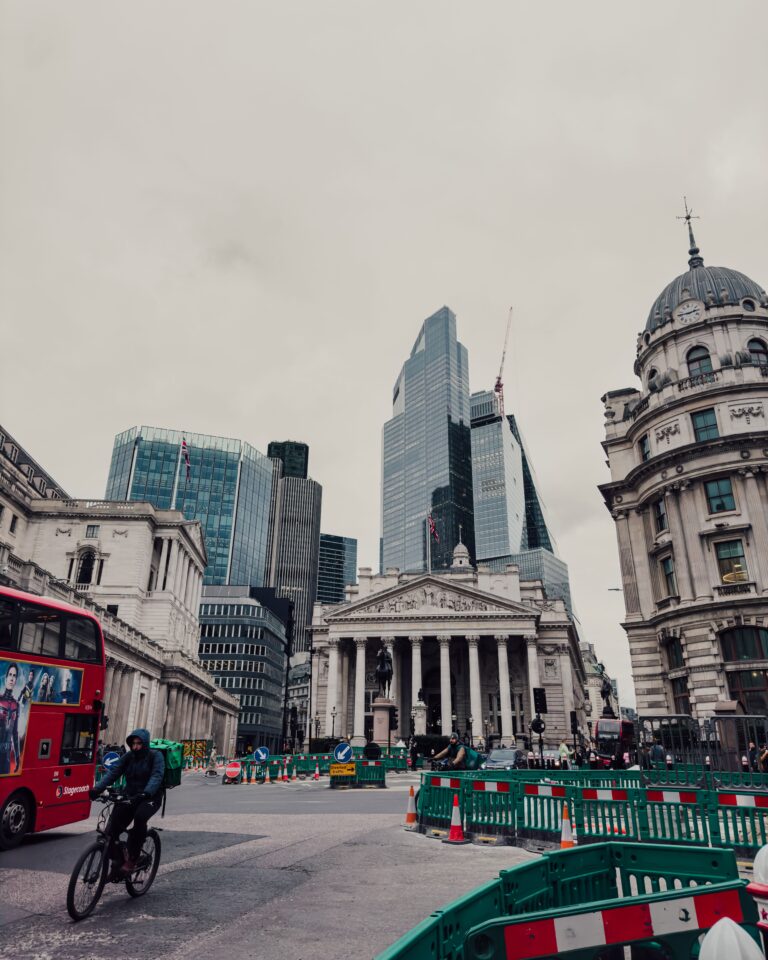 Bank of England Holds Rates at 3.75%: 5 Smart Money Moves to Make Right Now