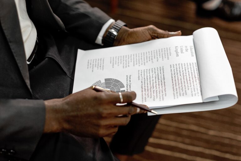Those 5% Savings Accounts Everywhere Right Now? Read the Small Print First