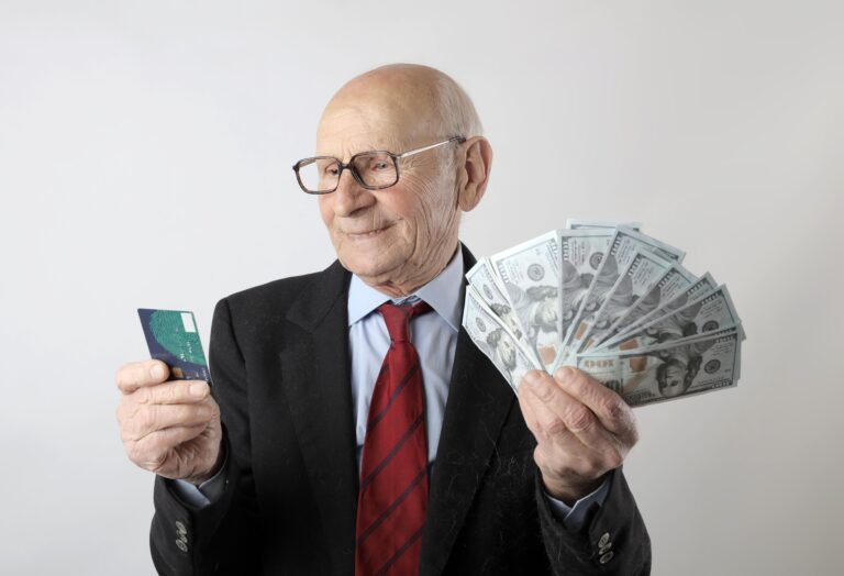 How to Choose Your First Credit Card: The Complete 2026 Guide