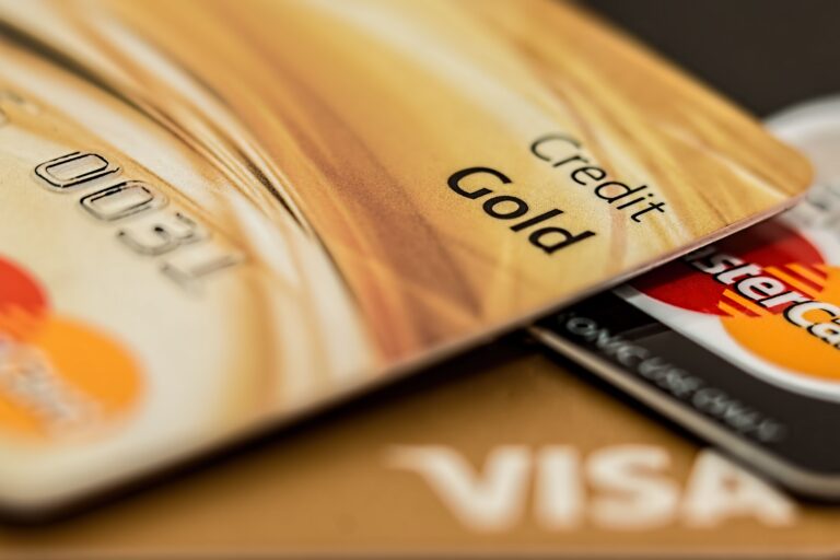 Should You Pay Rent With a Credit Card? The Honest Math